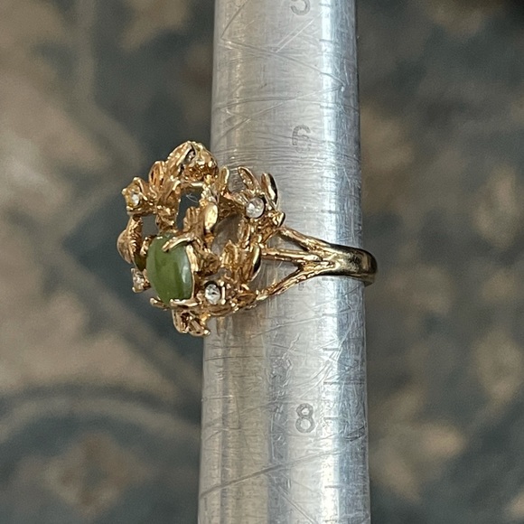 18KT HGE jade rhinestone ring - Picture 5 of 10